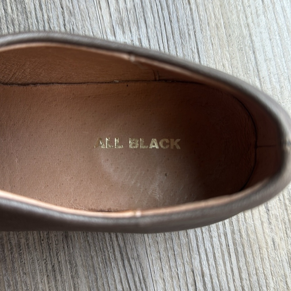 Anthropologie Black and Gray Flats - Picture 4 of 5